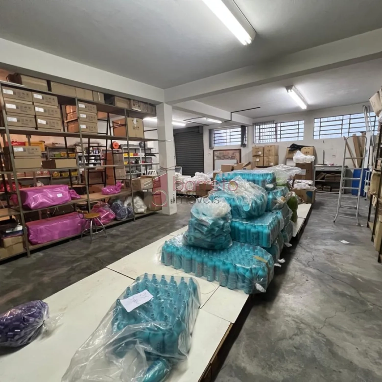 PRÉDIO COMERCIAL PARA VENDA E LOCAÇÃO NO CENTRO – JUNDIAÍ/SP