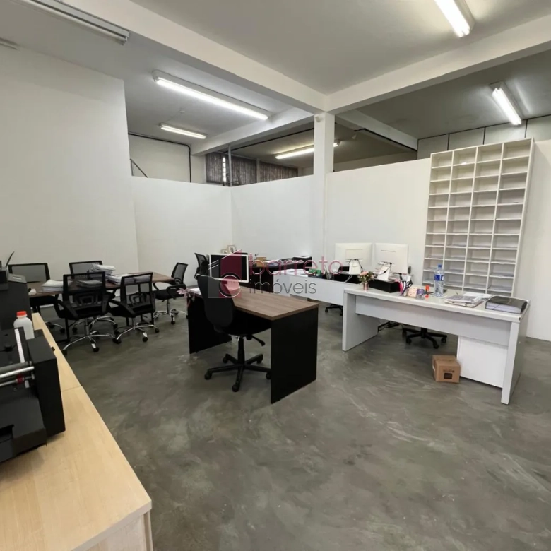 PRÉDIO COMERCIAL PARA VENDA E LOCAÇÃO NO CENTRO – JUNDIAÍ/SP