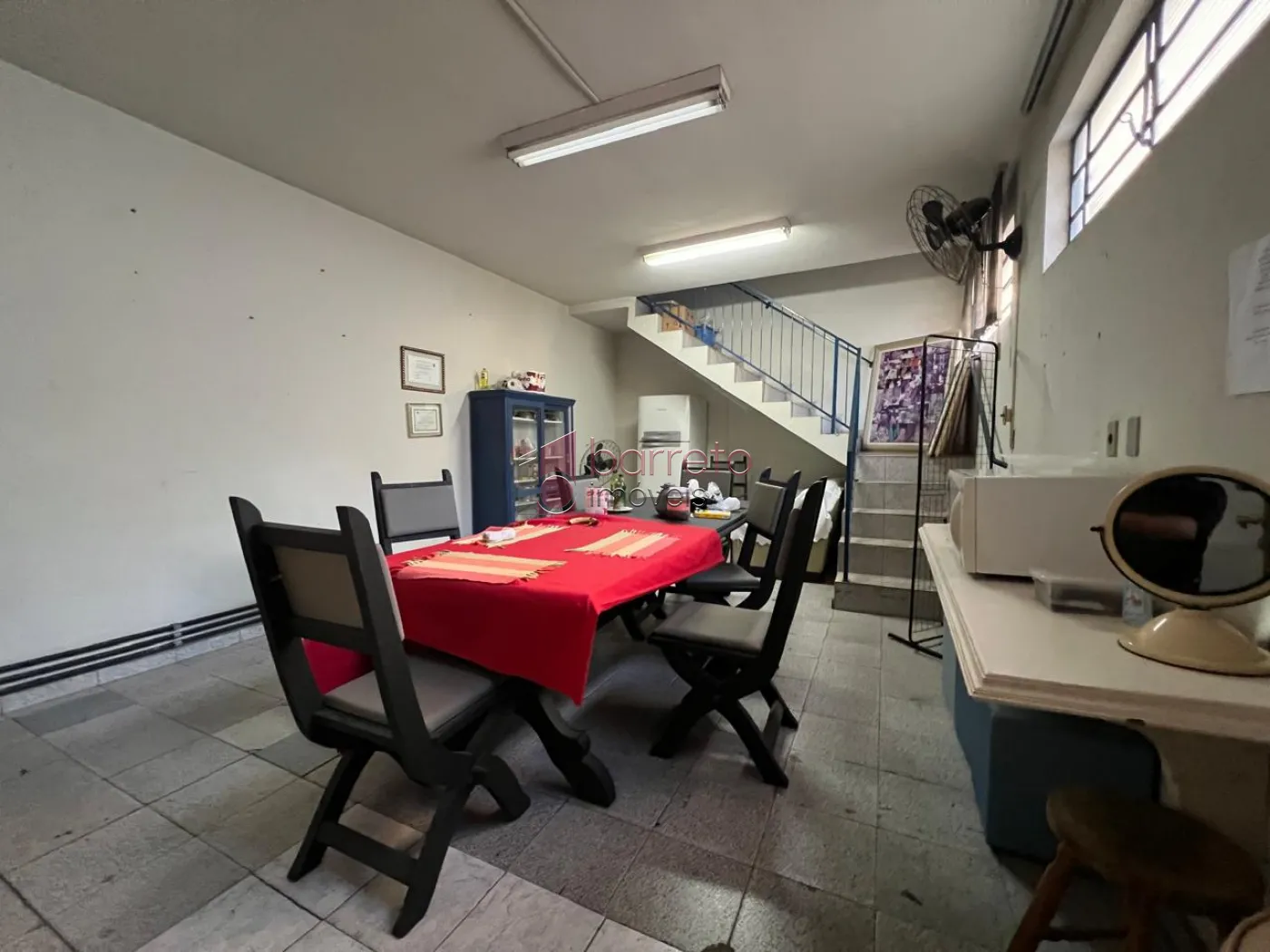 PRÉDIO COMERCIAL PARA VENDA E LOCAÇÃO NO CENTRO – JUNDIAÍ/SP