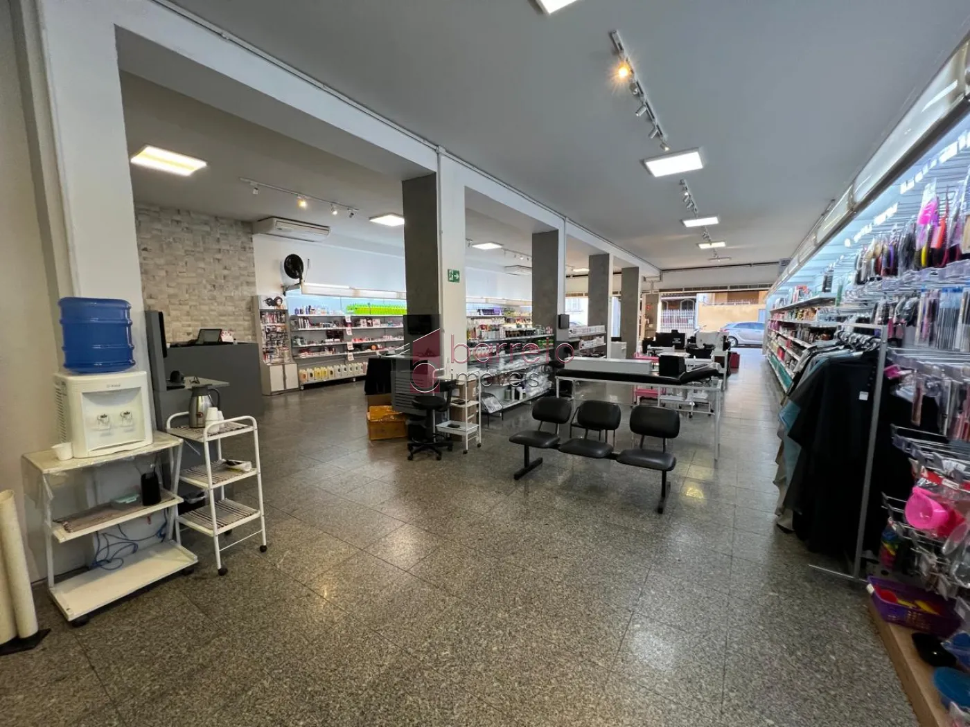 PRÉDIO COMERCIAL PARA VENDA E LOCAÇÃO NO CENTRO – JUNDIAÍ/SP