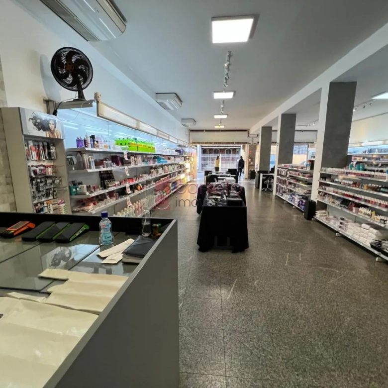 PRÉDIO COMERCIAL PARA VENDA E LOCAÇÃO NO CENTRO – JUNDIAÍ/SP