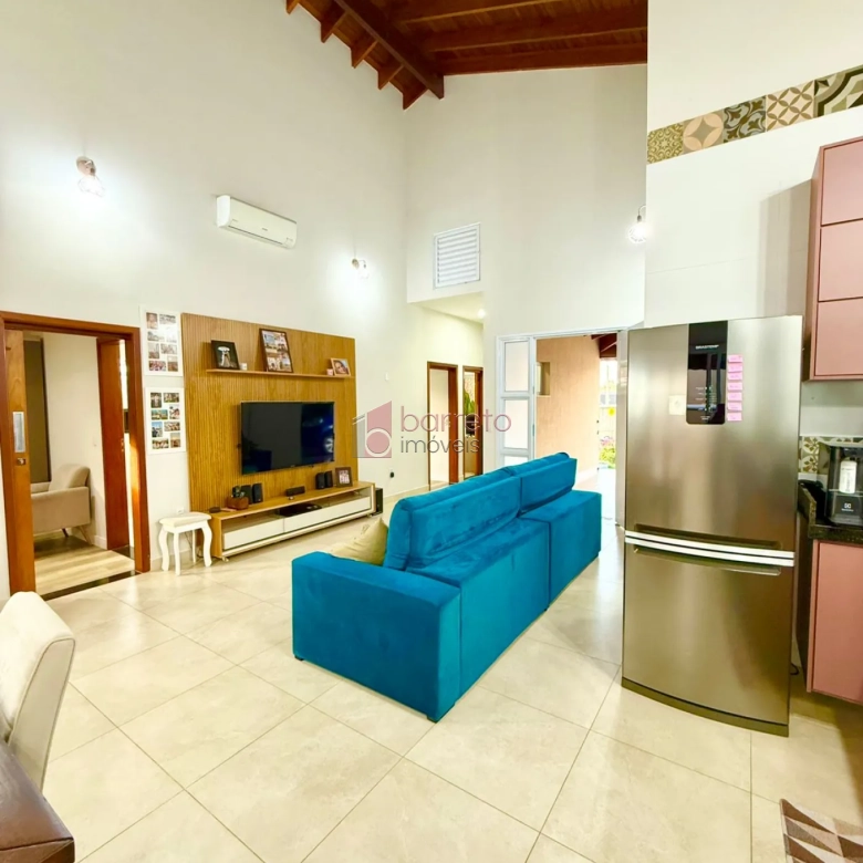 CASA TÉRREA EM ESTILO NEOCOLONIAL À VENDA NO CONDOMÍNIO GRAN VILLE SÃO VENÂNCIO EM ITUPEVA/SP