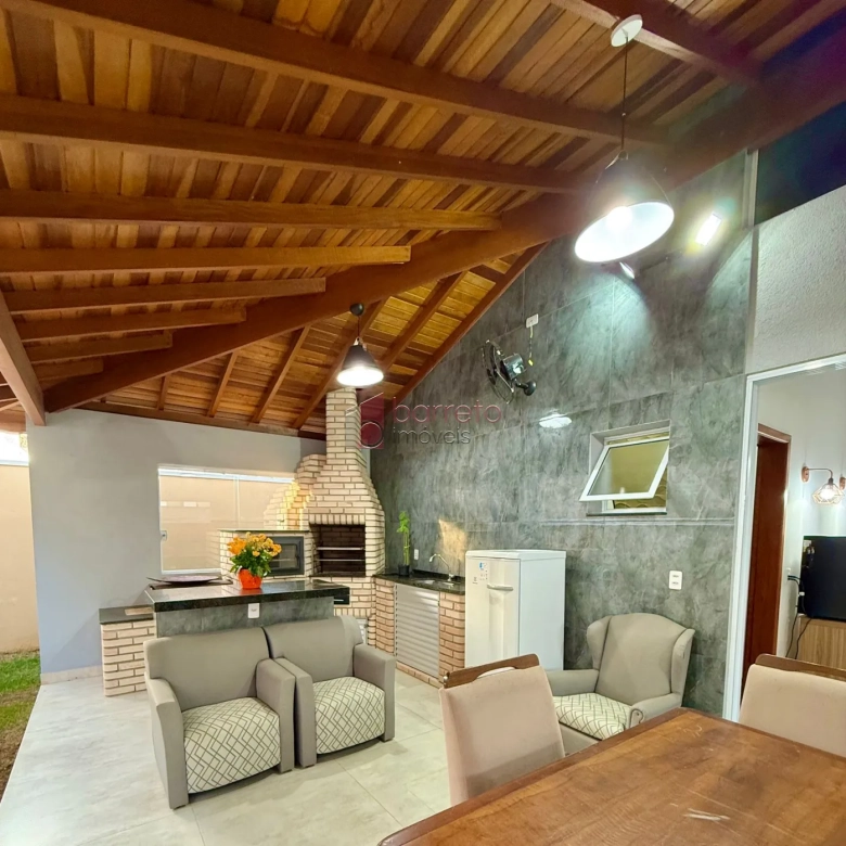 CASA TÉRREA EM ESTILO NEOCOLONIAL À VENDA NO CONDOMÍNIO GRAN VILLE SÃO VENÂNCIO EM ITUPEVA/SP