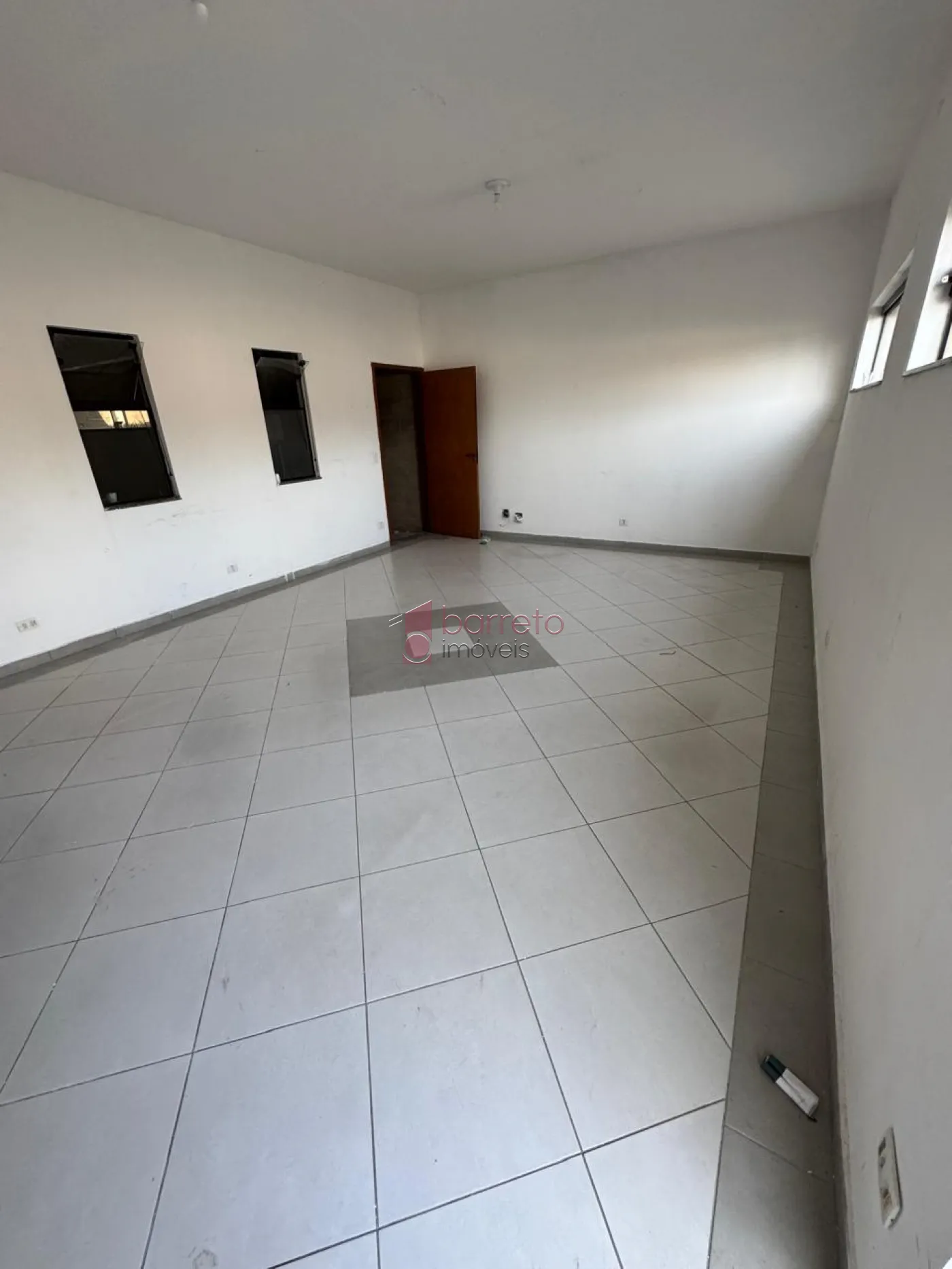 GALPÃO COMERCIAL PARA LOCAÇÃO NO CHÁCARA SANTA BÁRBARA – ITUPEVA/SP