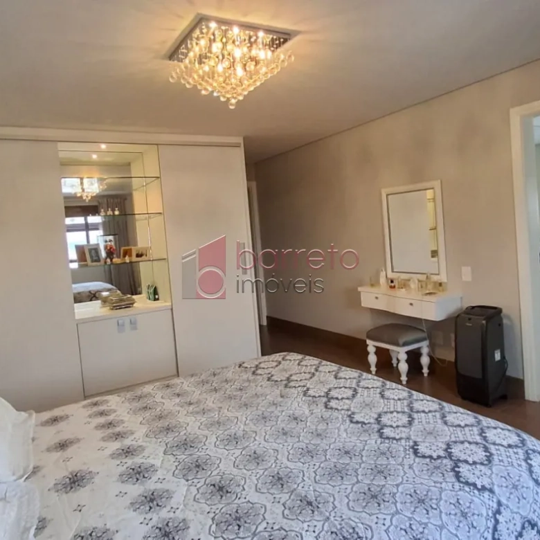 APARTAMENTO À VENDA NO CONDOMÍNIO PORTAL DO ANHANGABAÚ – JUNDIAÍ/SP
