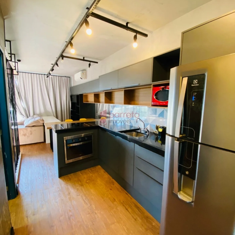 APARTAMENTO ESTILO FLAT MOBILIADO PARA LOCAÇÃO OU VENDA NO CONDOMÍNIO LÍNEA – JUNDIAÍ/SP