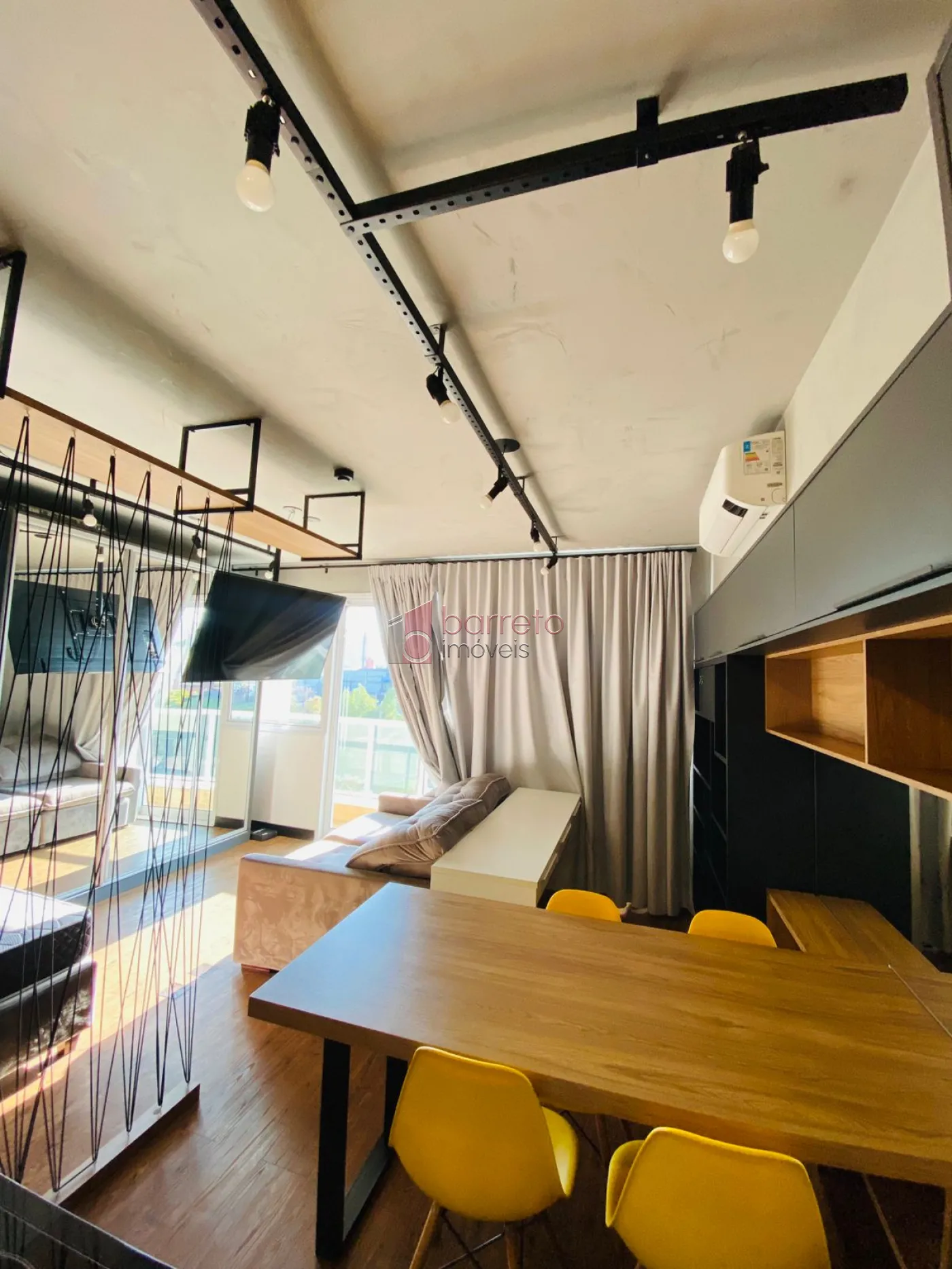 APARTAMENTO ESTILO FLAT MOBILIADO PARA LOCAÇÃO OU VENDA NO CONDOMÍNIO LÍNEA – JUNDIAÍ/SP