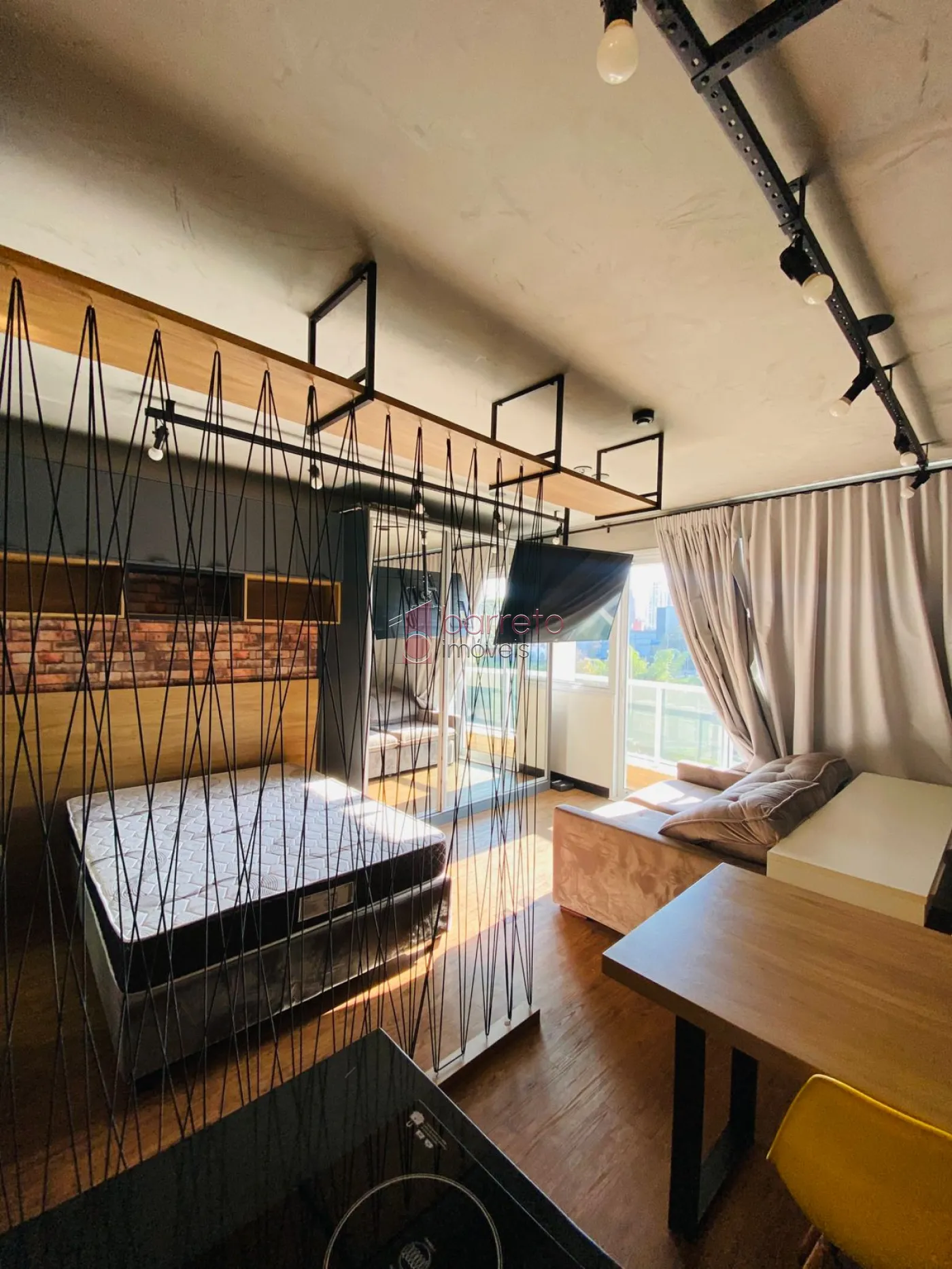 APARTAMENTO ESTILO FLAT MOBILIADO PARA LOCAÇÃO OU VENDA NO CONDOMÍNIO LÍNEA – JUNDIAÍ/SP