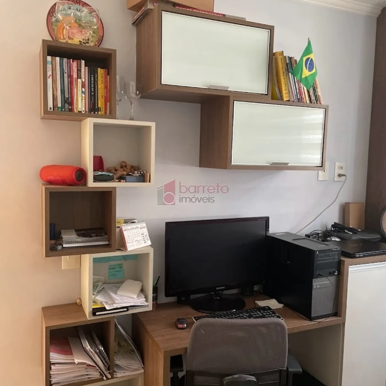 APARTAMENTO À VENDA NO EDIFÍCIO JÚLIA NA VILA ARENS EM JUNDIAÍ/SP