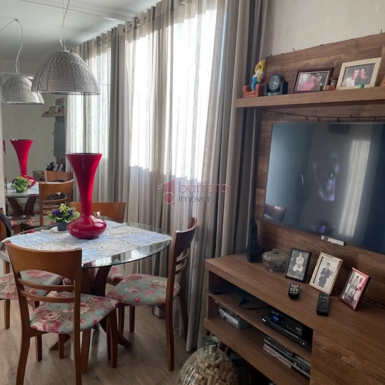 APARTAMENTO À VENDA NO EDIFÍCIO JÚLIA NA VILA ARENS EM JUNDIAÍ/SP