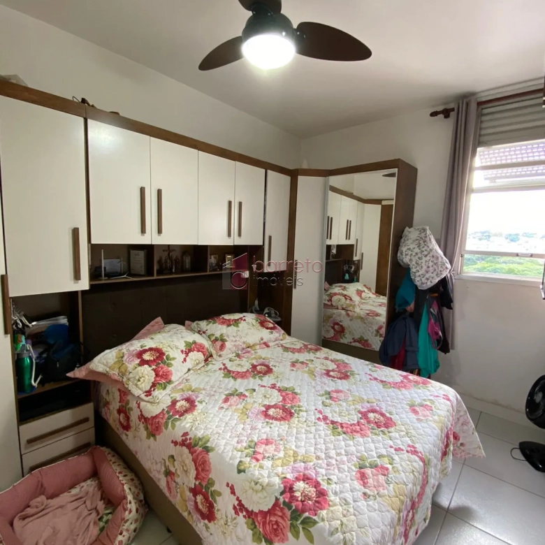 APARTAMENTO À VENDA NO CONDOMÍNIO CHÁCARA DAS FLORES I EM JUNDIAÍ/SP