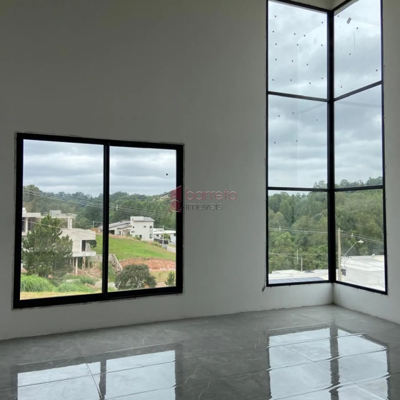 CASA À VENDA NO CONDOMÍNIO TERRAS DO CAXAMBÚ – JUNDIAÍ/SP