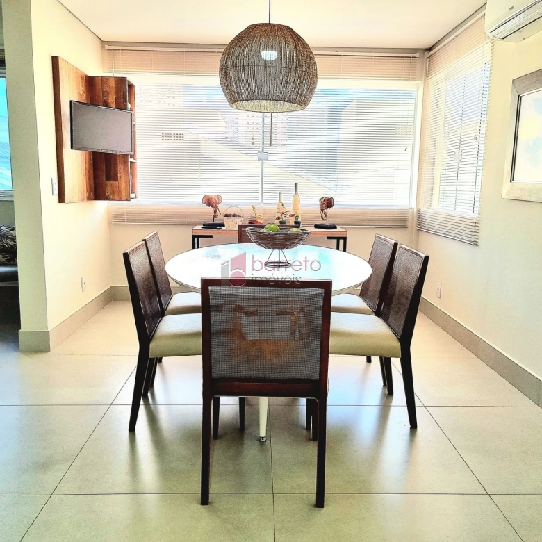 SOBRADO TRIPLEX À VENDA NO CONDOMÍNIO RESERVATTO – JUNDIAÍ/SP