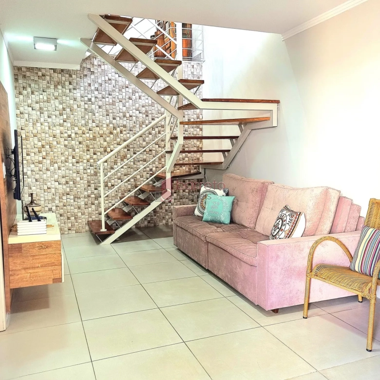 SOBRADO TRIPLEX À VENDA NO CONDOMÍNIO RESERVATTO – JUNDIAÍ/SP