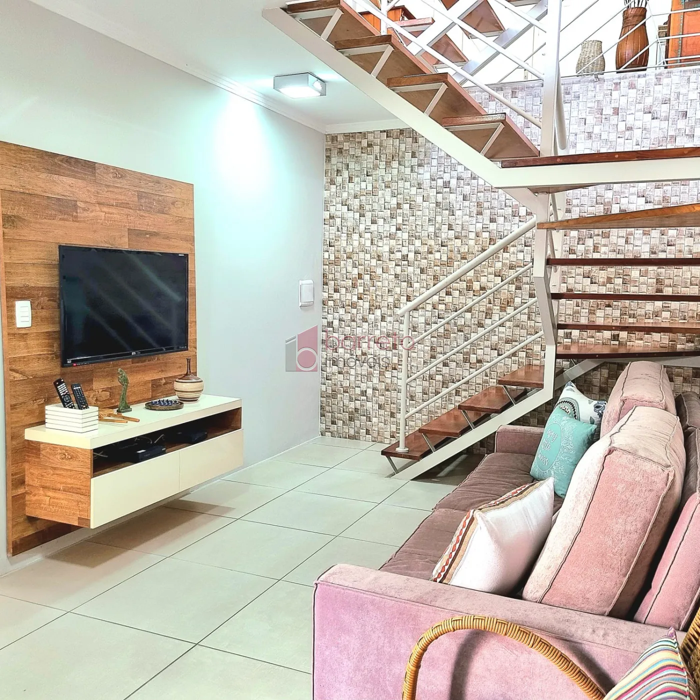 SOBRADO TRIPLEX À VENDA NO CONDOMÍNIO RESERVATTO – JUNDIAÍ/SP