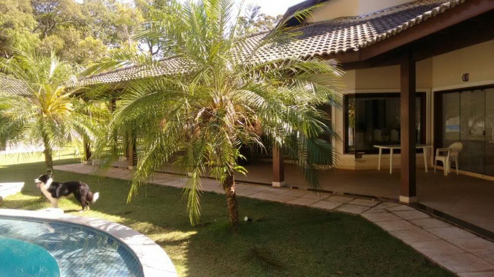 Magnífica residência em condomínio fechado, localizada na cidade de Jundiaí, a 40 minutos de São Paulo.