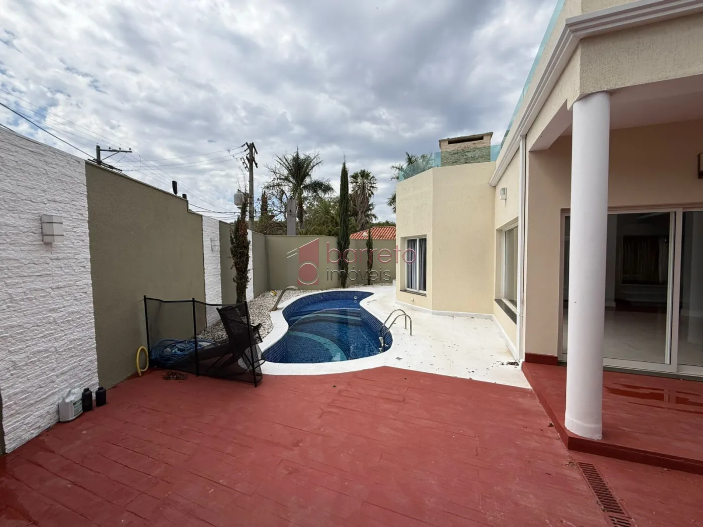 CASA PARA LOCAÇÃO NO CONDOMÍNIO SAMAMBAIAS – JUNDIAÍ/SP