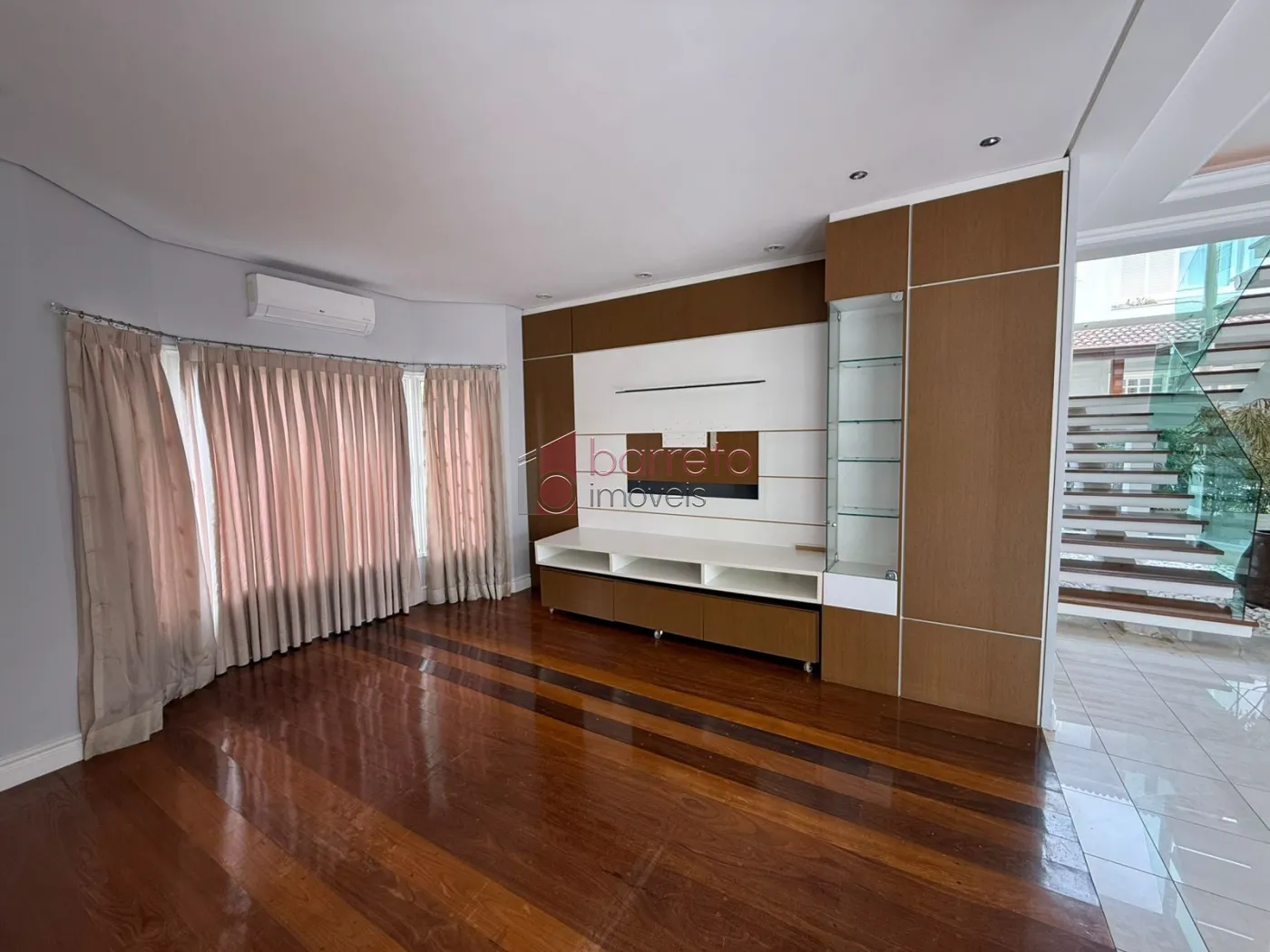 CASA PARA LOCAÇÃO NO CONDOMÍNIO SAMAMBAIAS – JUNDIAÍ/SP
