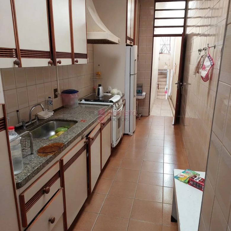 CASA PARA VENDA NO BAIRRO DO ANHANGABAÚ EM JUNDIAÍ/SP