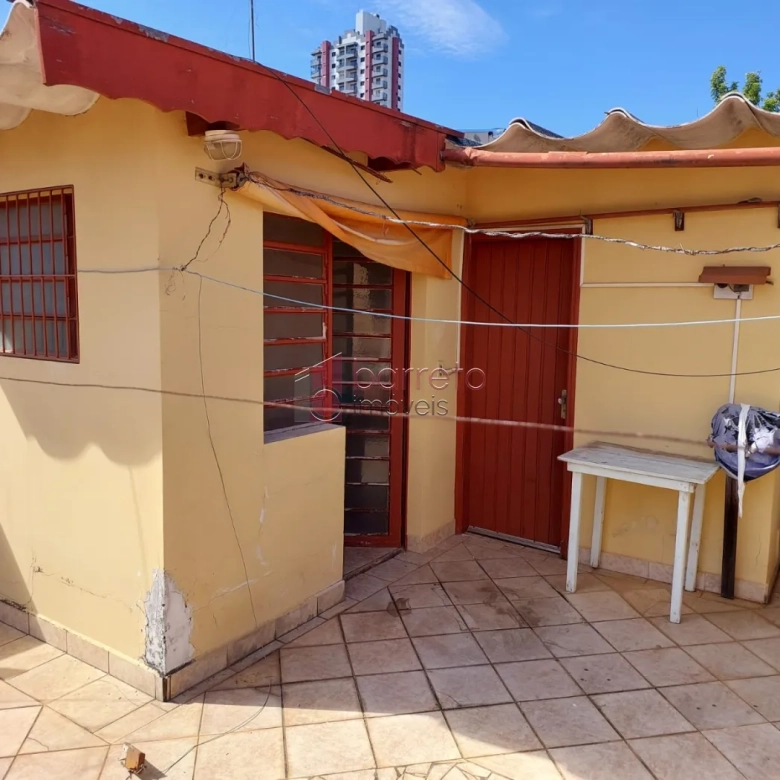 CASA PARA VENDA NO BAIRRO DO ANHANGABAÚ EM JUNDIAÍ/SP