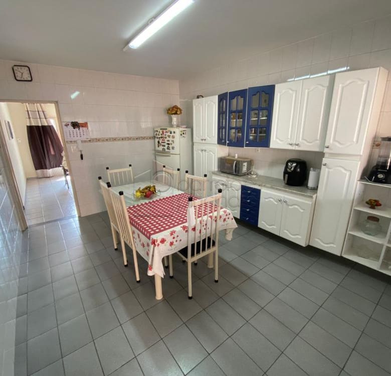 CASA COM EDÍCULA PARA VENDA CIDADE NOVA I – JUNDIAÍ -SP