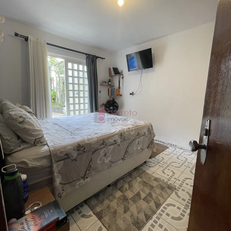 CASA COM EDÍCULA À VENDA NO BAIRRO CIDADE NOVA I EM JUNDIAÍ/SP