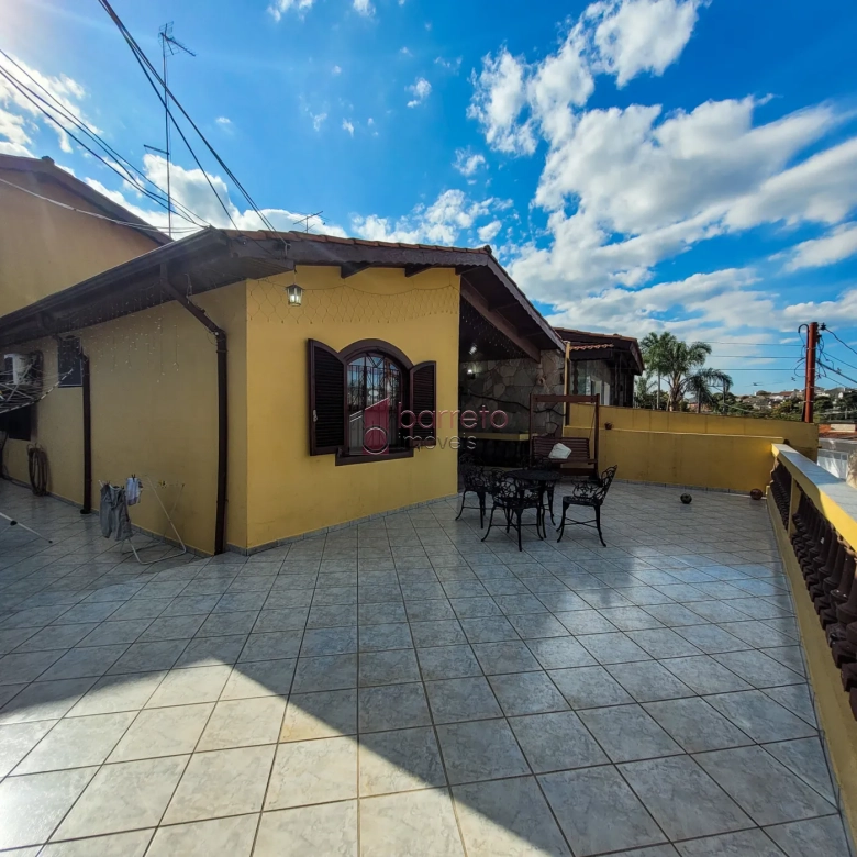 SOBRADO À VENDA NO BAIRRO JARDIM ESTÁDIO – JUNDIAÍ/SP