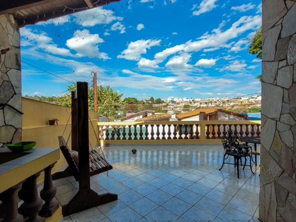 SOBRADO À VENDA NO BAIRRO JARDIM ESTÁDIO – JUNDIAÍ/SP