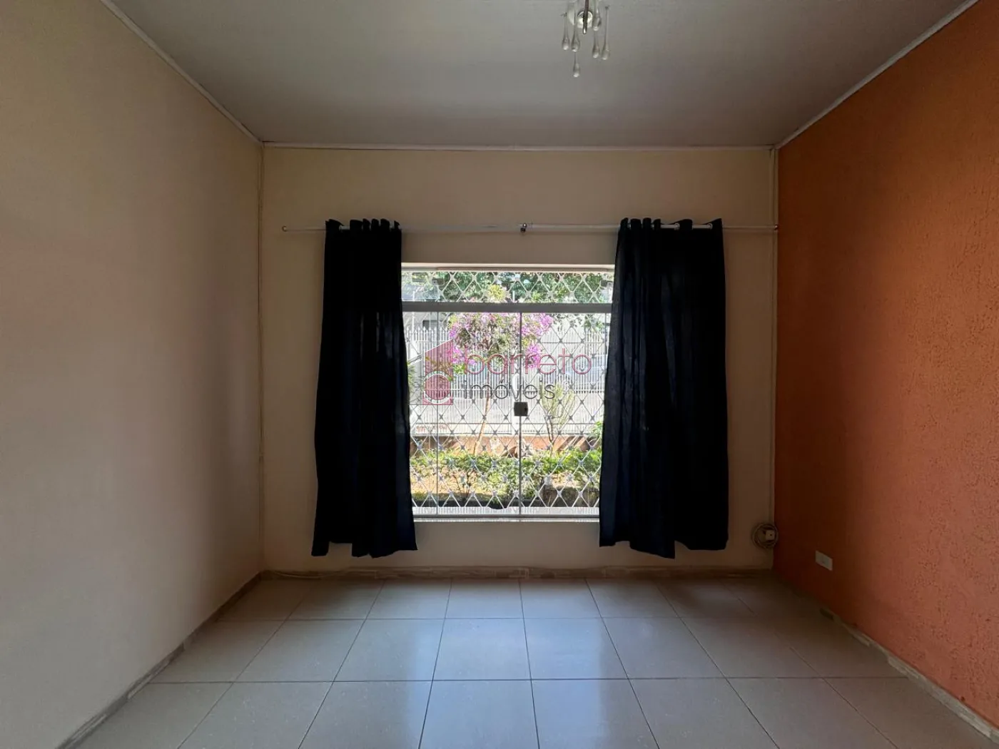 CASA TÉRREA PARA VENDA NO BAIRRO VILA ARENS II EM JUNDIAÍ/SP