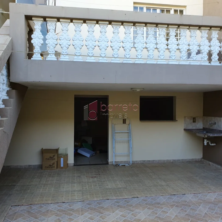 CASA À VENDA NO BAIRRO VILA GALVÃO EM JUNDIAÍ/SP