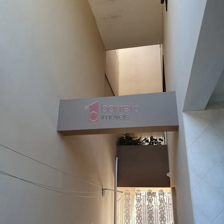 CASA À VENDA NO BAIRRO VILA GALVÃO EM JUNDIAÍ/SP
