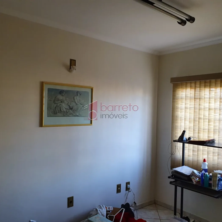 CASA À VENDA NO BAIRRO VILA GALVÃO EM JUNDIAÍ/SP