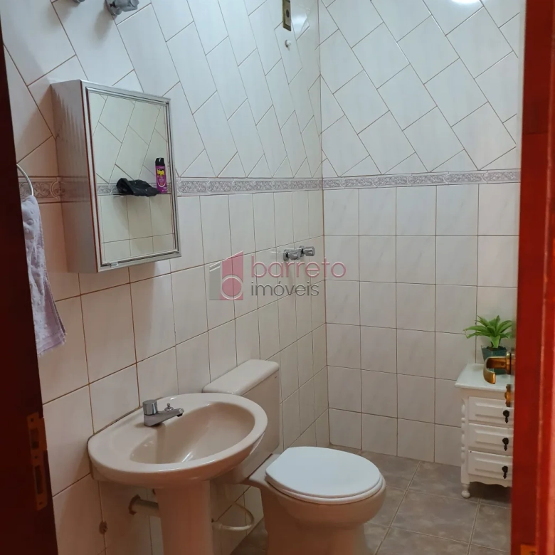 CASA À VENDA NO BAIRRO VILA GALVÃO EM JUNDIAÍ/SP