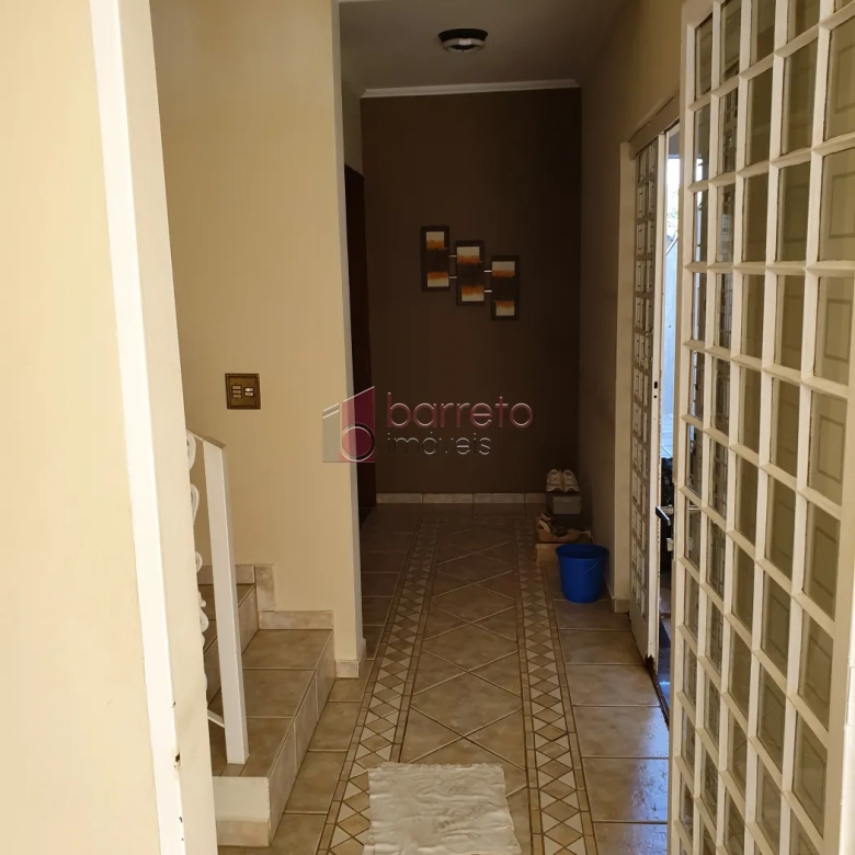 CASA À VENDA NO BAIRRO VILA GALVÃO EM JUNDIAÍ/SP
