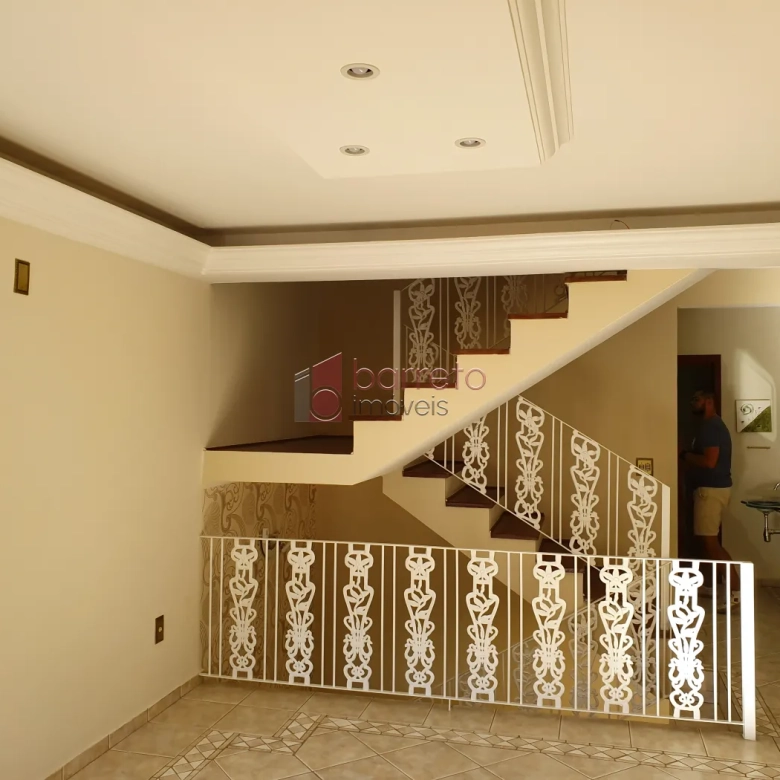 CASA À VENDA NO BAIRRO VILA GALVÃO EM JUNDIAÍ/SP