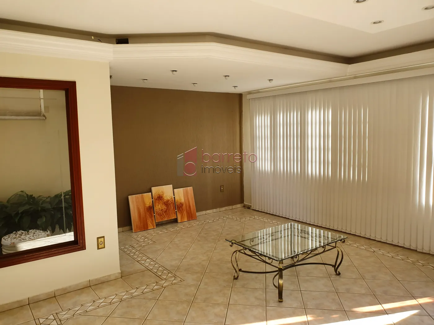 CASA À VENDA NO BAIRRO VILA GALVÃO EM JUNDIAÍ/SP
