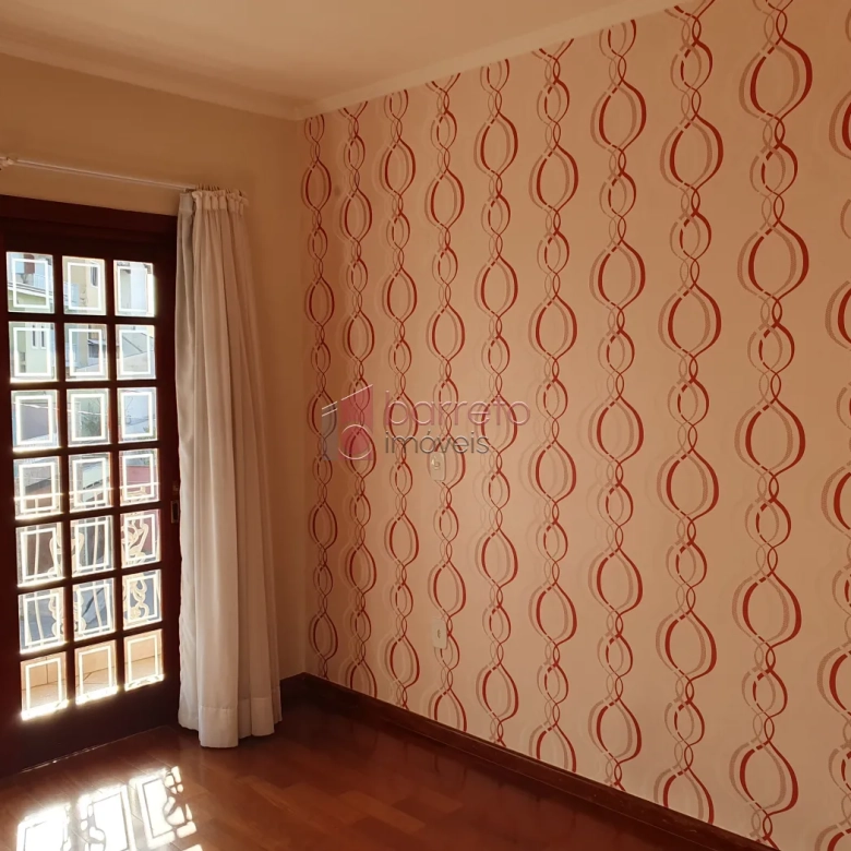 CASA À VENDA NO BAIRRO VILA GALVÃO EM JUNDIAÍ/SP