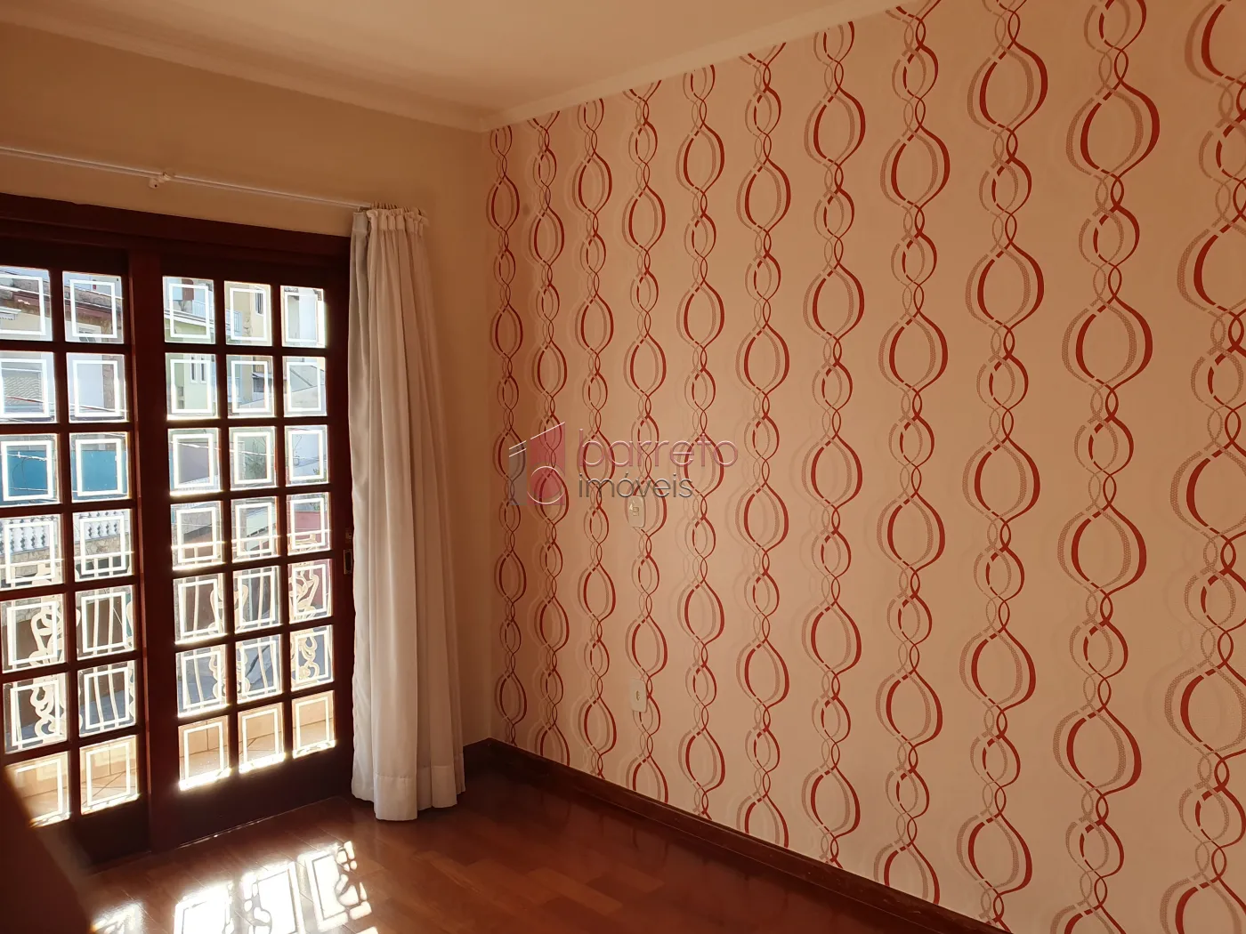 CASA À VENDA NO BAIRRO VILA GALVÃO EM JUNDIAÍ/SP