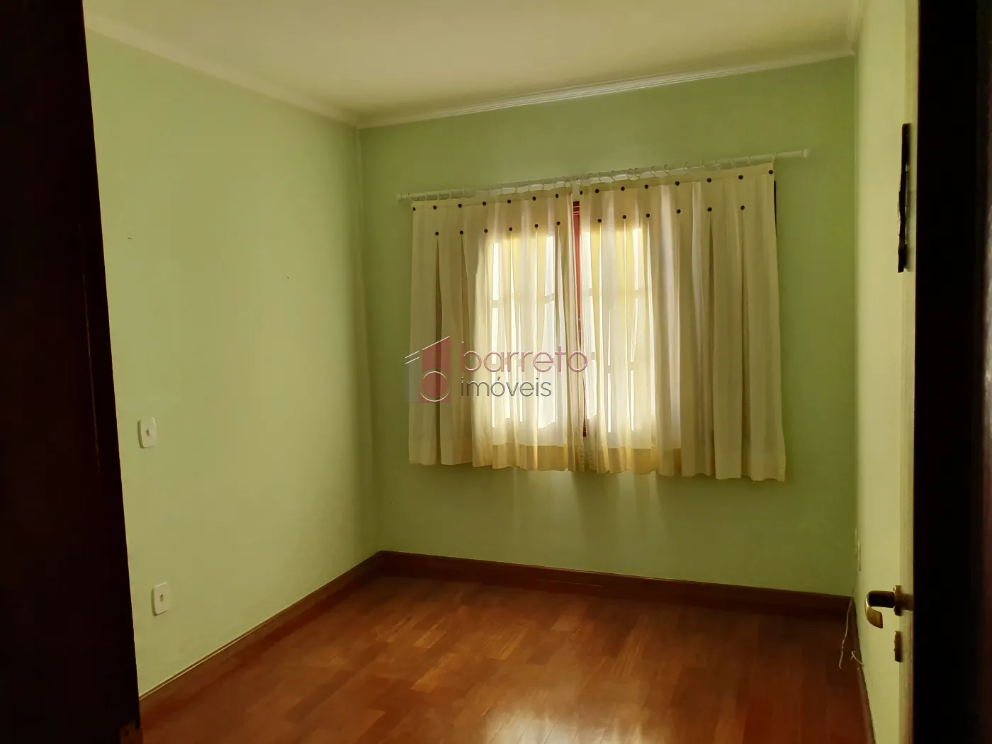 CASA À VENDA NO BAIRRO VILA GALVÃO EM JUNDIAÍ/SP