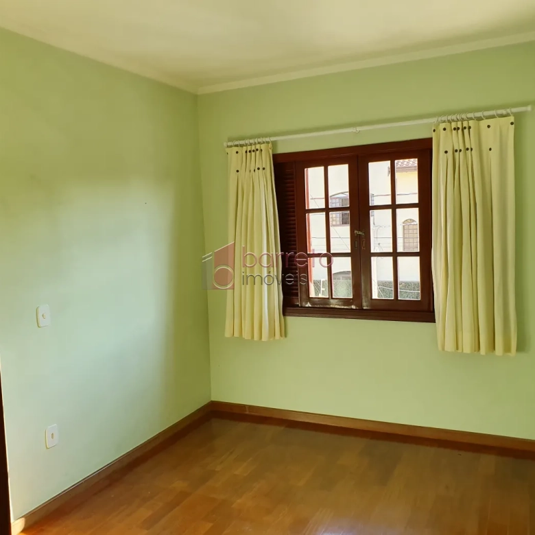 CASA À VENDA NO BAIRRO VILA GALVÃO EM JUNDIAÍ/SP