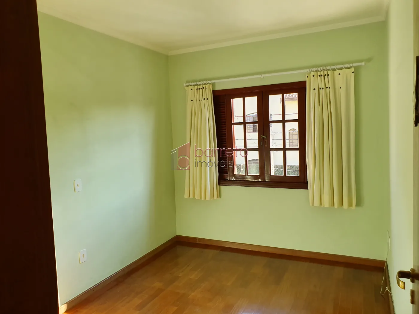 CASA À VENDA NO BAIRRO VILA GALVÃO EM JUNDIAÍ/SP