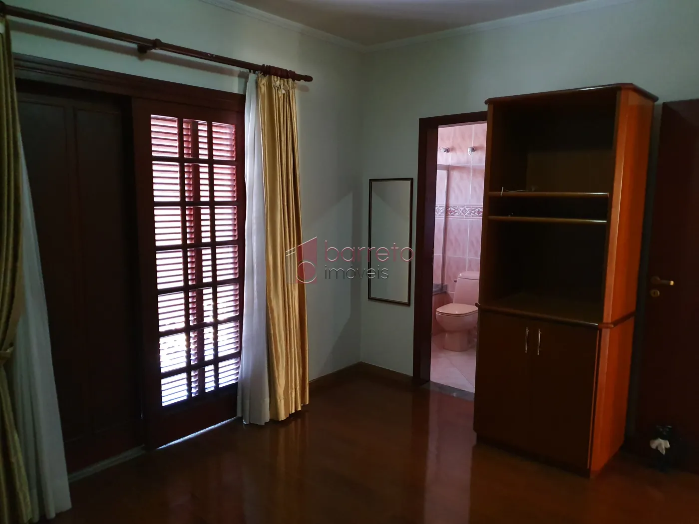 CASA À VENDA NO BAIRRO VILA GALVÃO EM JUNDIAÍ/SP