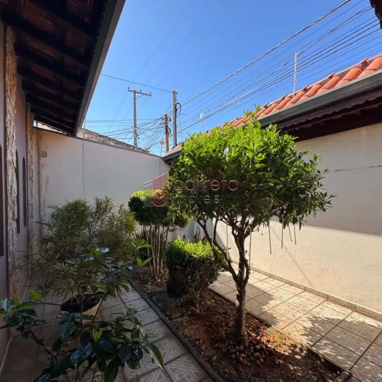 SOBRADO À VENDA NO BAIRRO CIDADE NOVA – JUNDIAÍ/SP