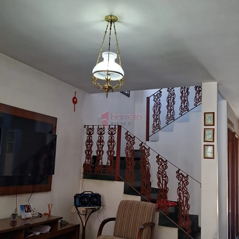CASA À VENDA NO JARDIM TULIPAS EM JUNDIAÍ/SP