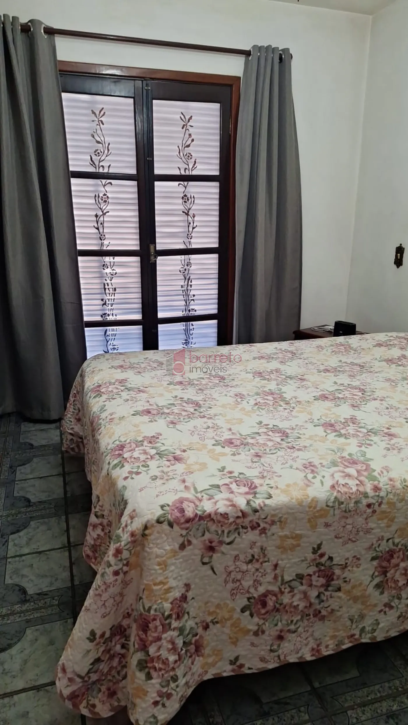 CASA À VENDA NO JARDIM TULIPAS EM JUNDIAÍ/SP
