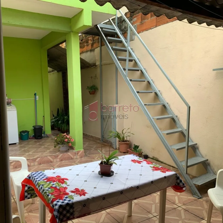 CASA SOBRADO À VENDA NO BAIRRO PARQUE CENTENÁRIO EM JUNDIAÍ/SP