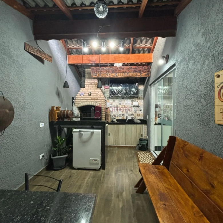 EXCELENTE CASA À VENDA NO BAIRRO CIDADE JARDIM EM JUNDIAí/SP