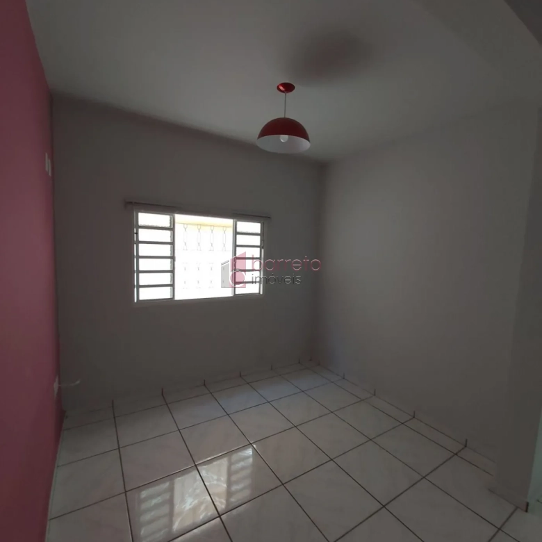 CASA À VENDA NO BAIRRO TULIPAS EM JUNDIAÍ/SP