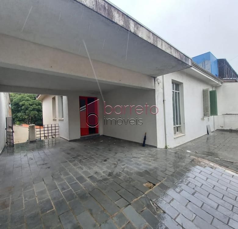 CASA SOBRADO PARA VENDA/LOCAÇÃO, NO BAIRRO VILA MUNICIPAL, NA REGIÃO CENTRAL DE JUNDIAÍ/SP