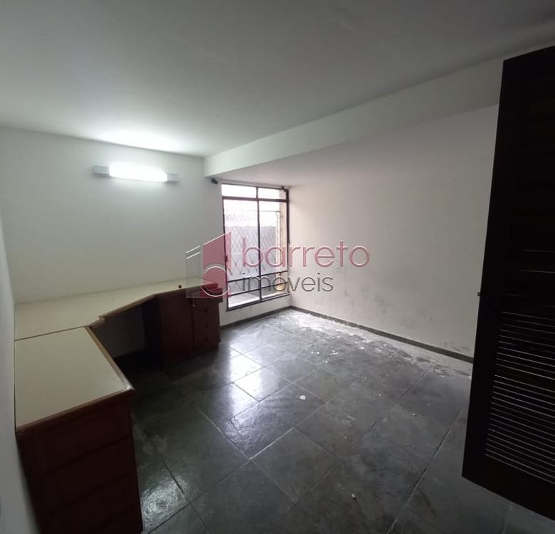 CASA SOBRADO PARA VENDA/LOCAÇÃO, NO BAIRRO VILA MUNICIPAL, NA REGIÃO CENTRAL DE JUNDIAÍ/SP